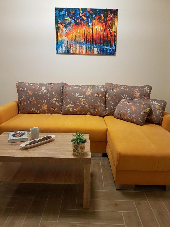 Silver Lodge Apartments Еґер Екстер'єр фото