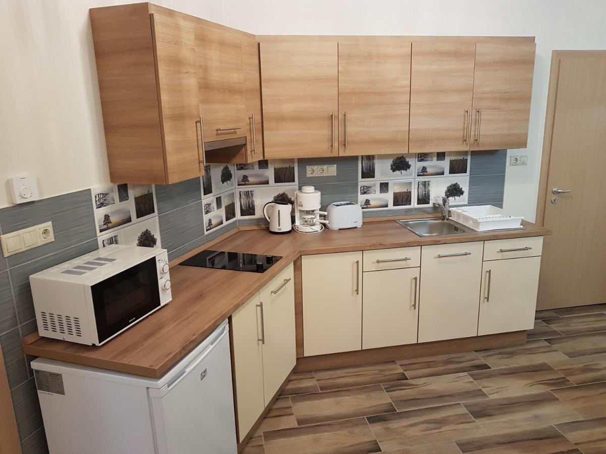 Silver Lodge Apartments Еґер Екстер'єр фото