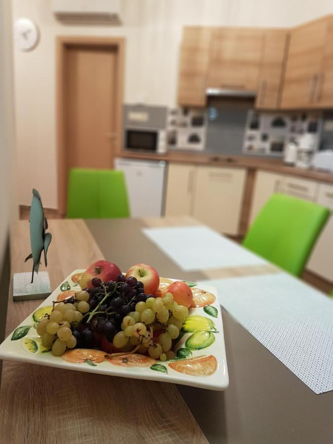Silver Lodge Apartments Еґер Екстер'єр фото