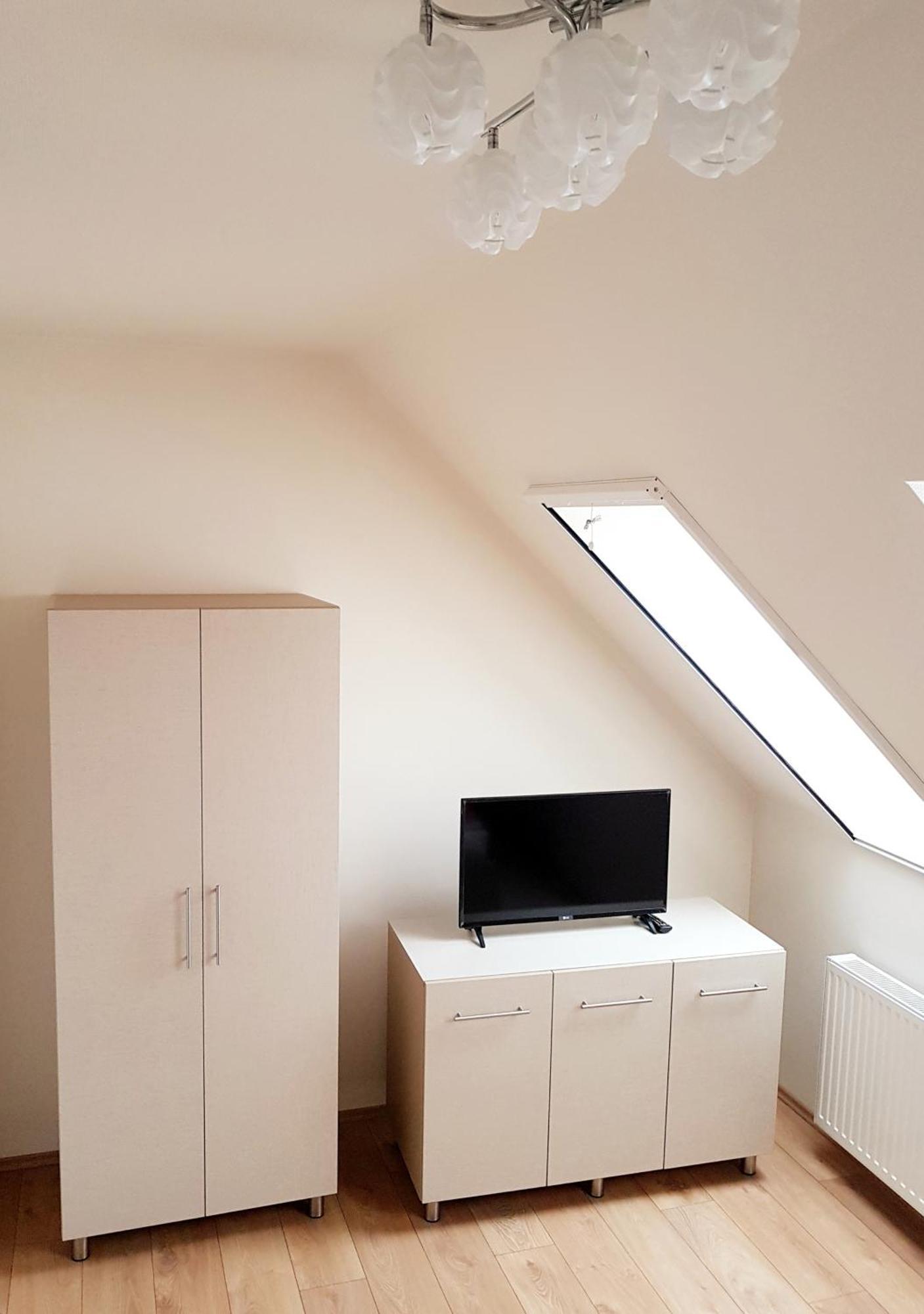 Silver Lodge Apartments Еґер Номер фото