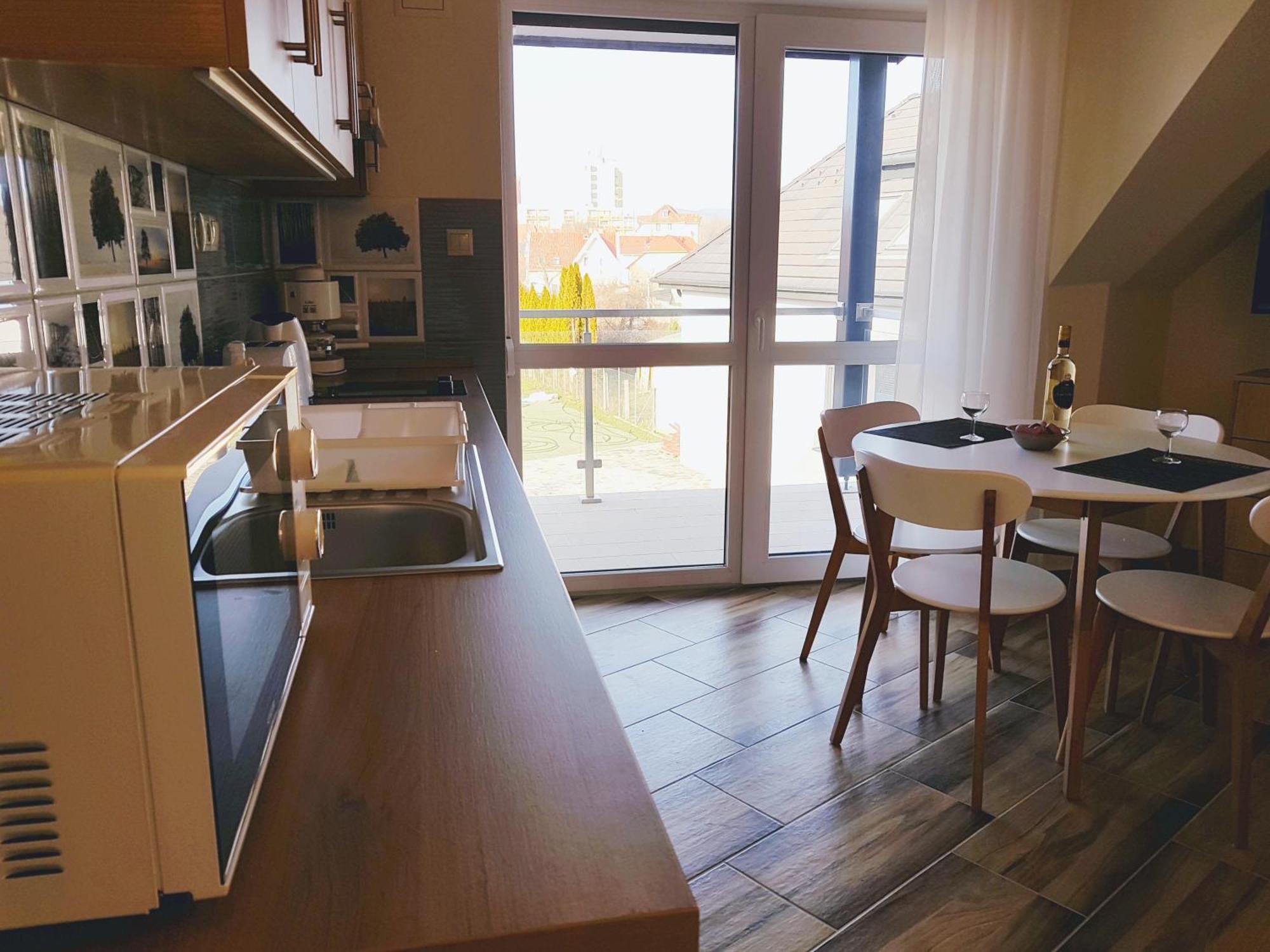 Silver Lodge Apartments Еґер Номер фото
